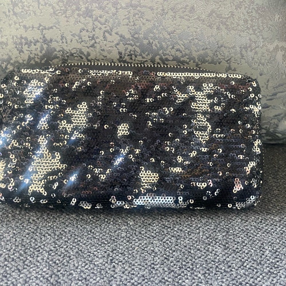 Sequin Clutch Bag / Waller - Black NWT
